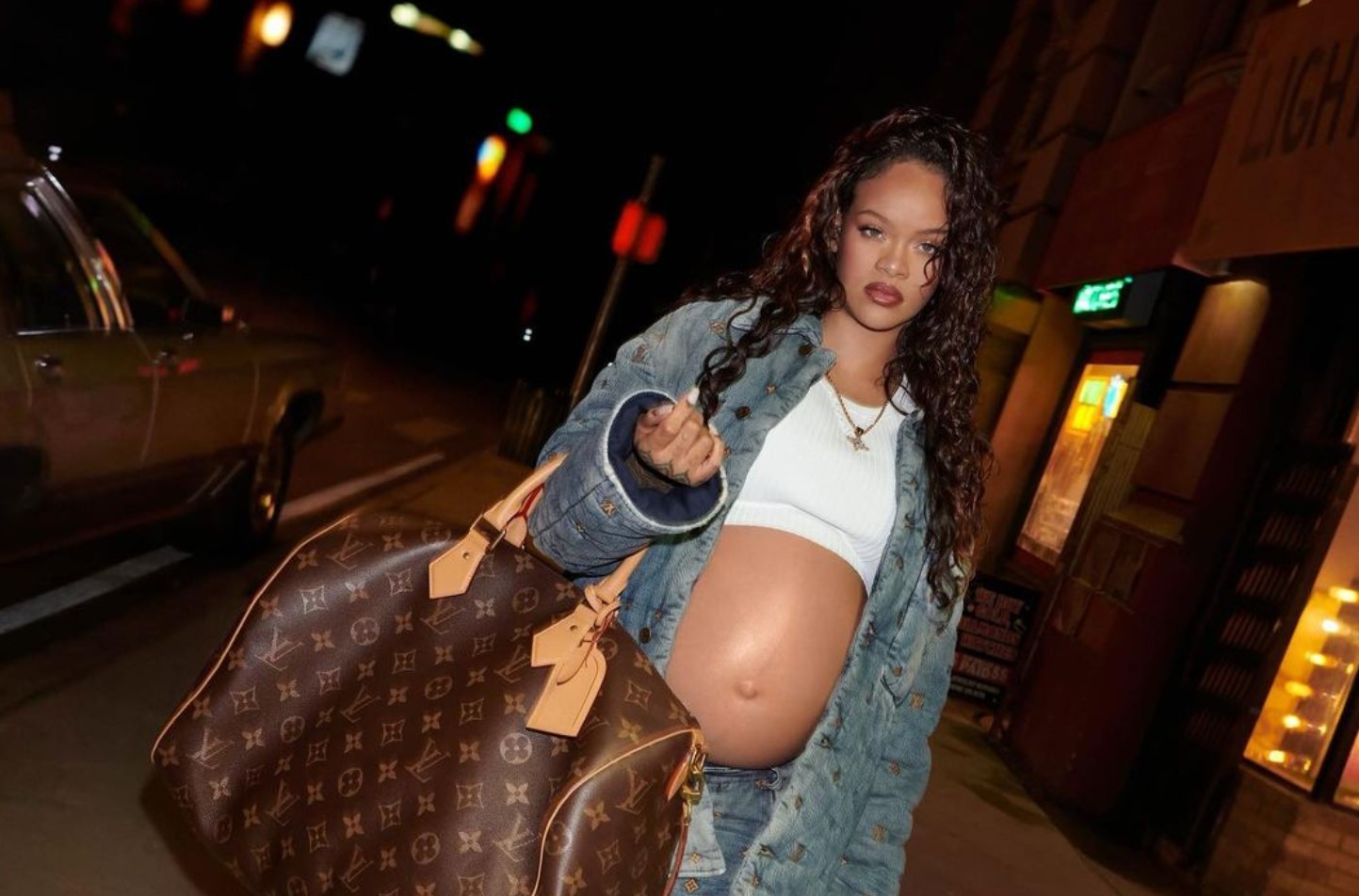 Is Rihanna Pregnant? What Is The Real Truth?