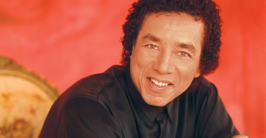 is smokey robinson gay